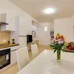 Vatican Apartment - Betty Home